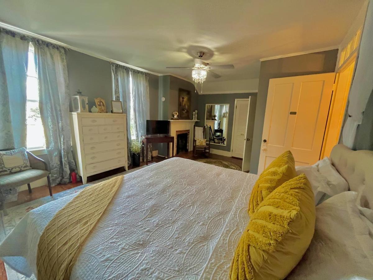 Bed and Breakfast The Beaumont House Натчез Экстерьер фото