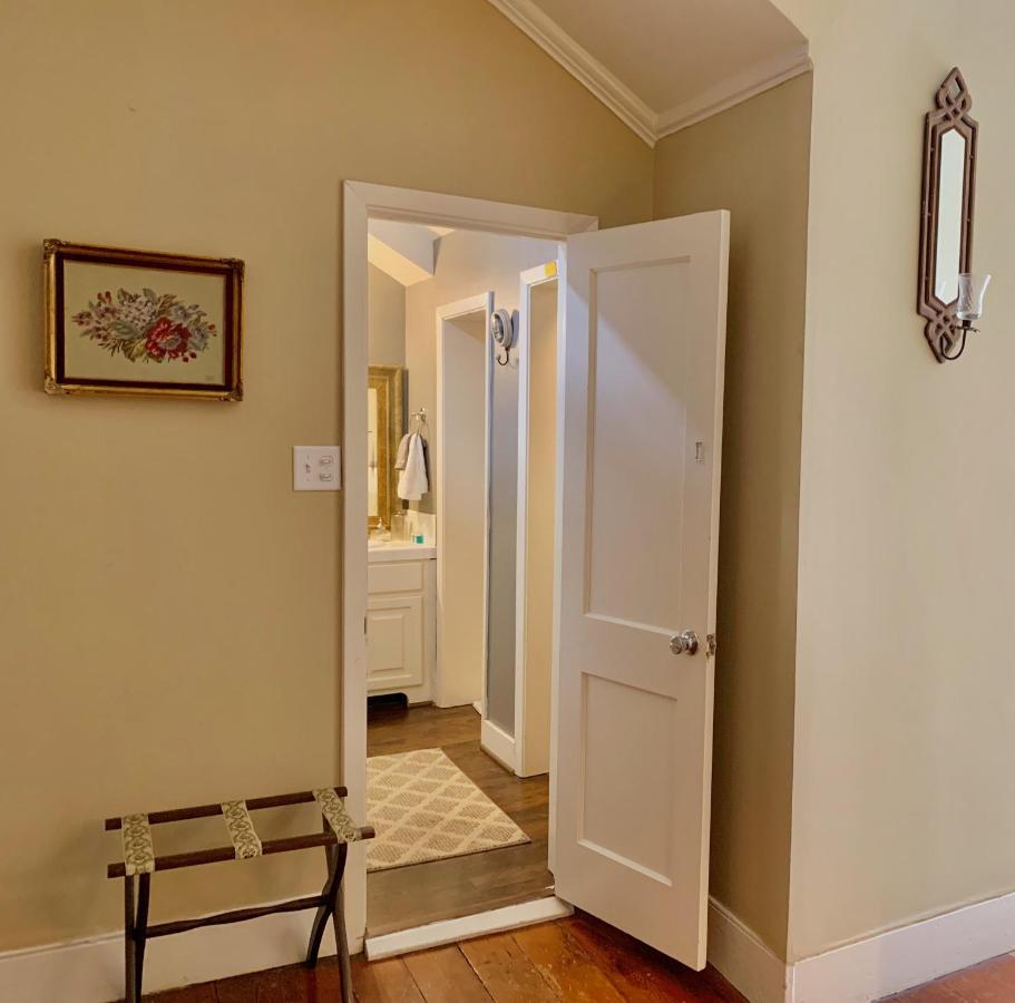 Bed and Breakfast The Beaumont House Натчез Экстерьер фото