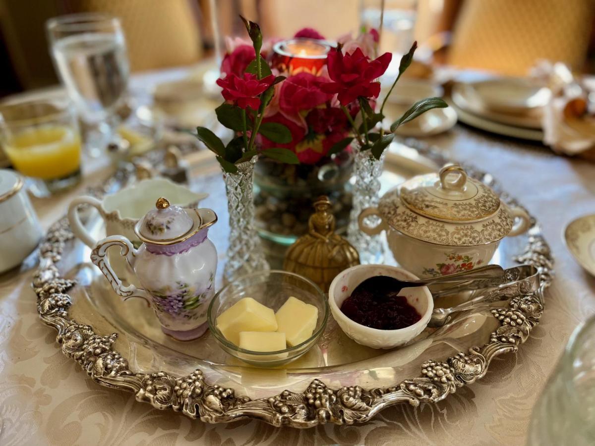 Bed and Breakfast The Beaumont House Натчез Экстерьер фото