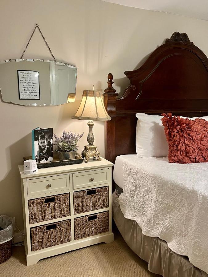 Bed and Breakfast The Beaumont House Натчез Экстерьер фото
