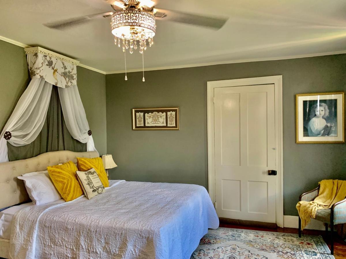 Bed and Breakfast The Beaumont House Натчез Экстерьер фото